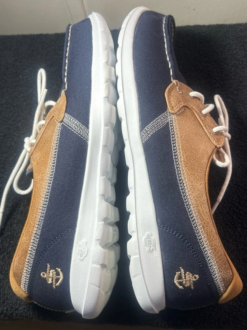 Skechers Unisex  Navy and Tan Canvas Boat Shoes